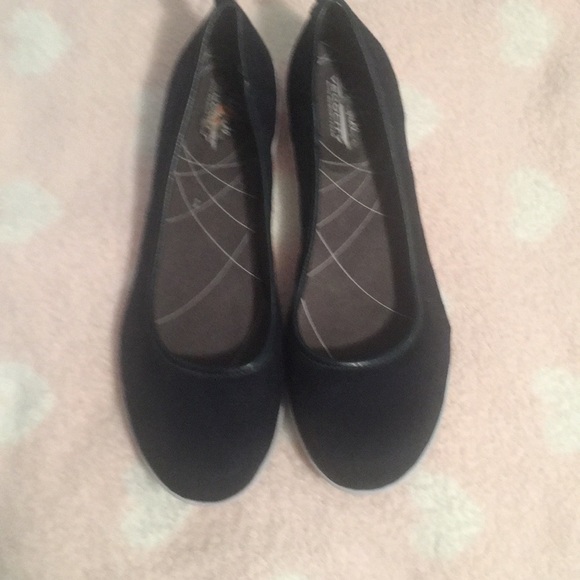 slip on shoes NWOT - Picture 5 of 7